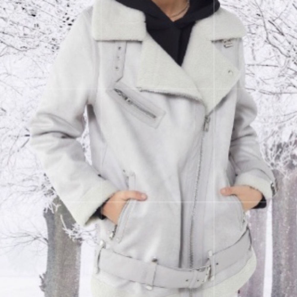 Urban Outfitter shearling moto Jacket🥰